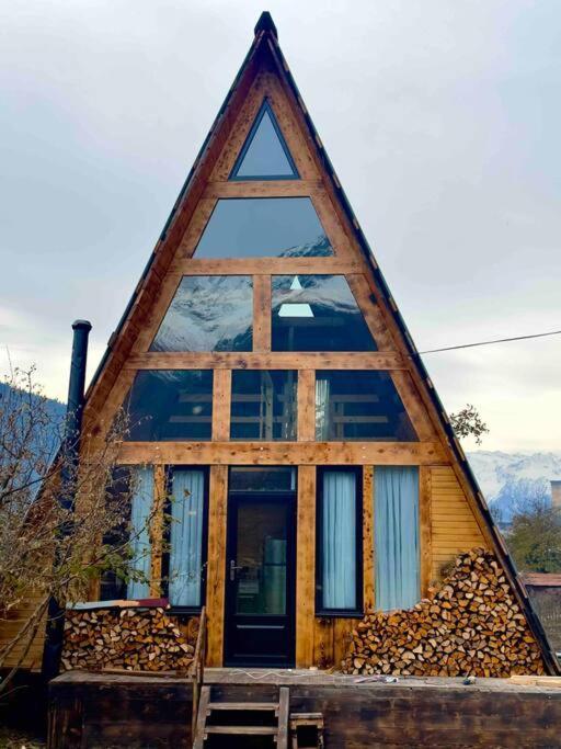 A-Frame เมสเตีย ภายนอก รูปภาพ