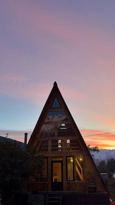 A-Frame เมสเตีย ภายนอก รูปภาพ